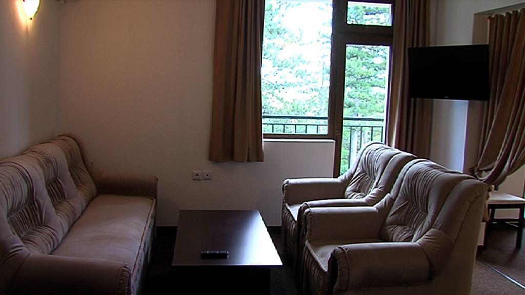 Motel Koziyat Rog Malko Turnovo ภายนอก รูปภาพ