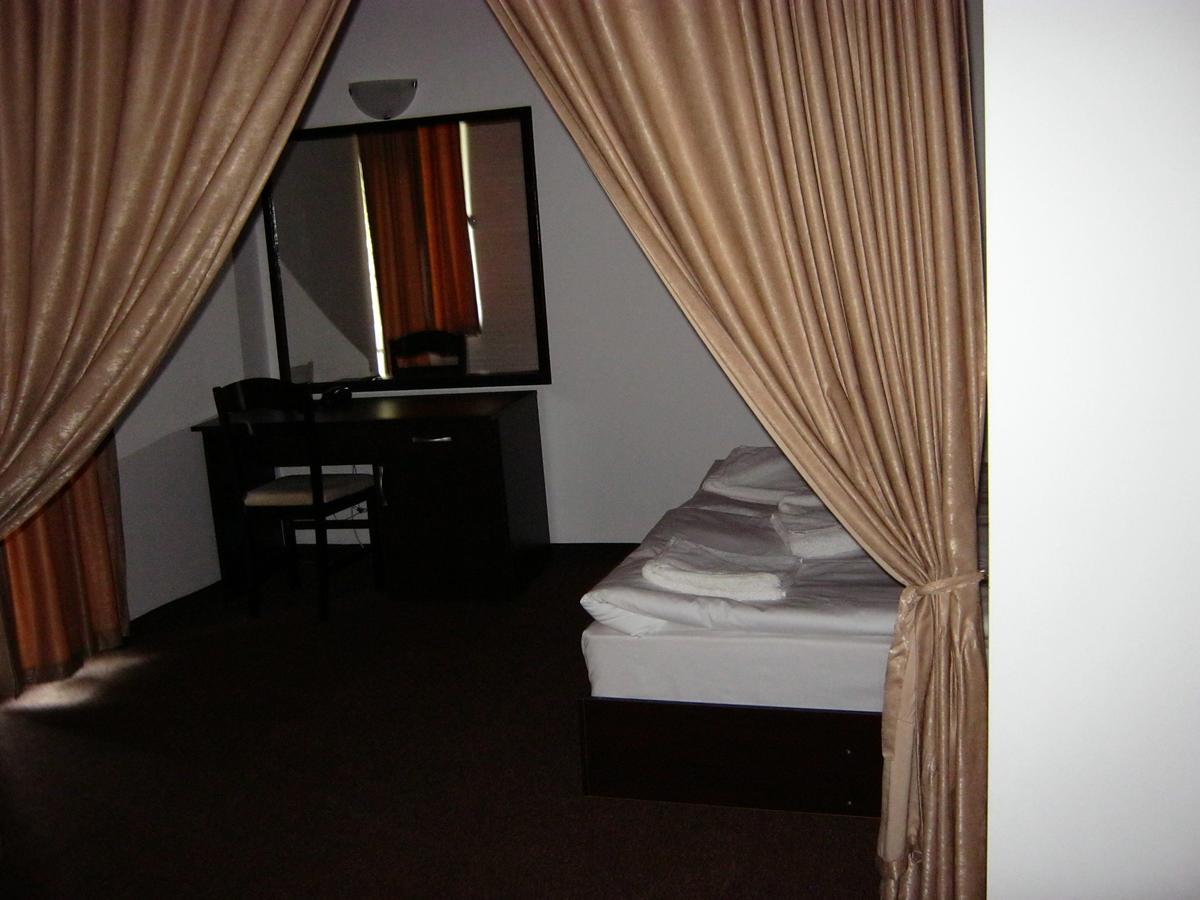 Motel Koziyat Rog Malko Turnovo ภายนอก รูปภาพ