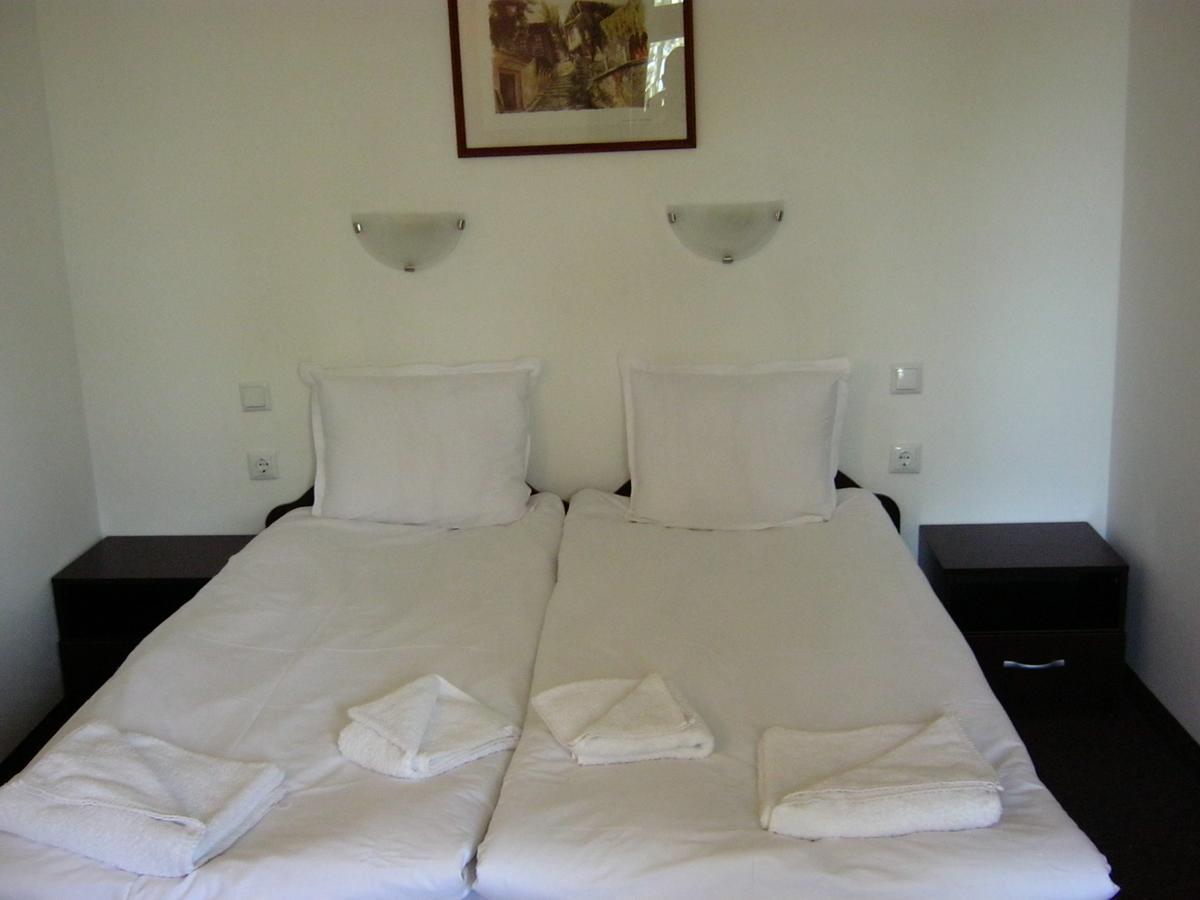 Motel Koziyat Rog Malko Turnovo ภายนอก รูปภาพ
