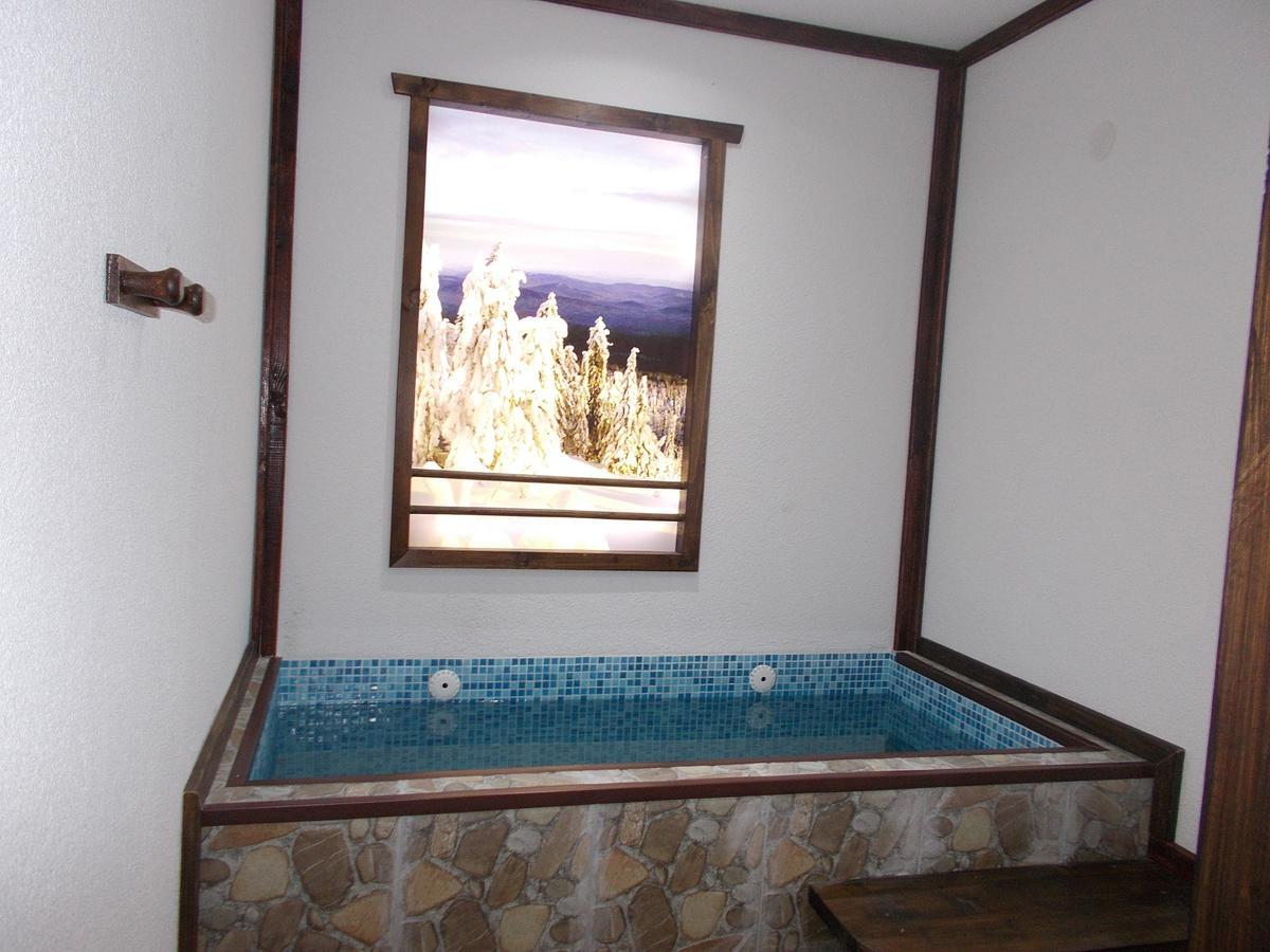 Motel Koziyat Rog Malko Turnovo ภายนอก รูปภาพ